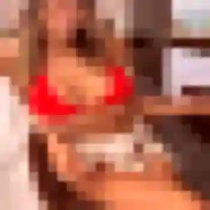 Elya, 20 ans, disponible à Châtelaillon-Plage pour une rencontre coquine