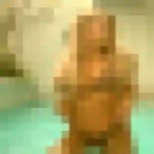 Axelle, 23 ans, en ligne à Chécy pour un plan cul