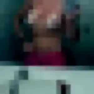 Imen, 27 ans, veut un plan cul à Chemazé