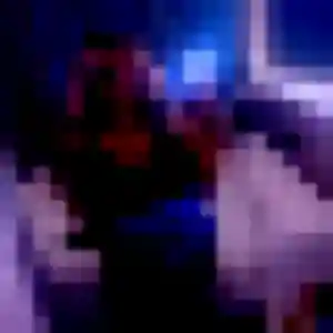 Emna, femme de 21 ans propose plan cul à Chemilly
