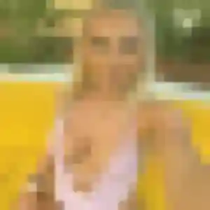 Yasmine, fille de 27 ans veut plan cul à Chessy