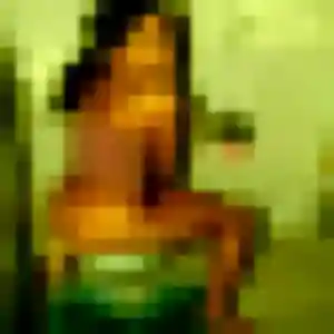 Thais, 32 ans, connectée à Chilly-le-Vignoble pour un plan cul