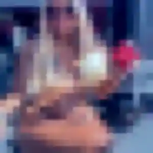 Photo de Mona à Chiré-en-Montreuil (35 ans) - plan cul anonyme
