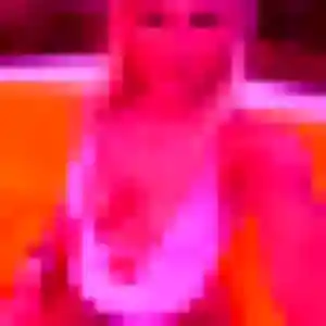 Cassandre, femme de 27 ans propose plan cul à Choisey