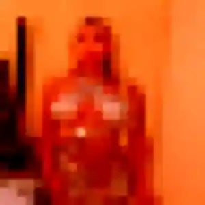 Photo exclusive de Zelie, 21 ans à Clairoix - rencontre sans lendemain