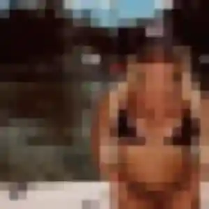 Rejoins Meryem, 30 ans à Cléden-Poher gratuitement