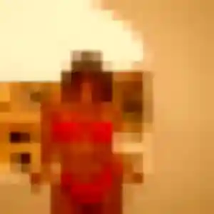 Mia, 20 ans, connectée à Cliousclat pour une rencontre coquine