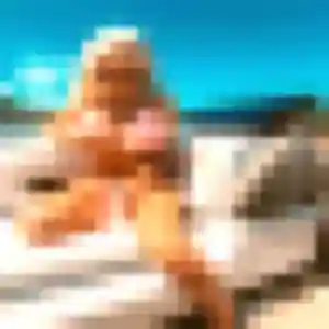 Elina, fille de 31 ans propose plan cul à Collorec