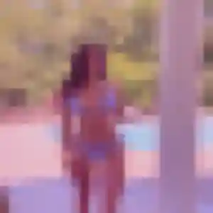 Lison, 20 ans, en ligne à Collorgues pour une rencontre coquine