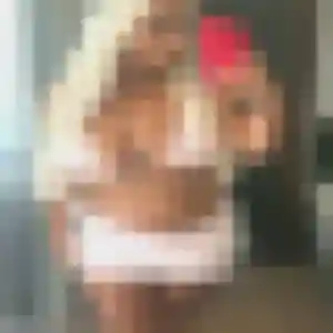 Rejoins Elya, 24 ans à Colmar en t'inscrivant