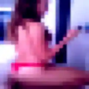 Assia, 29 ans, cherche un plan cul à Colomby-Anguerny