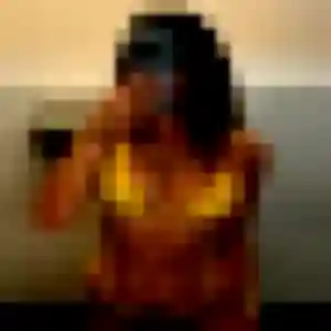 Photo de Romy à Combles-en-Barrois (23 ans) - plan cul discret