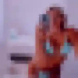 Photo privée de Alina, 39 ans à Comines - rencontre sans lendemain