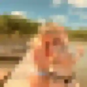 plan cul à Commer : profil de Lina, 20 ans - accès libre