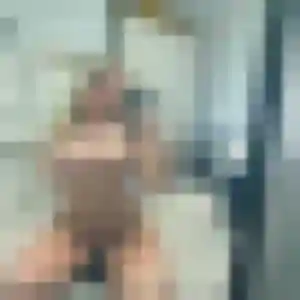 Anouk (24 ans) à Concoret attend une rencontre ce soir