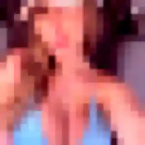 Daphne, femme de 32 ans veut plan cul à Condé-en-Normandie