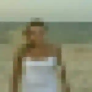 Selma, 23 ans, dispo pour plan cul à Condé-sur-Vire