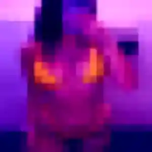 Oriane, 27 ans, disponible à Corvol-l'Orgueilleux pour une rencontre coquine