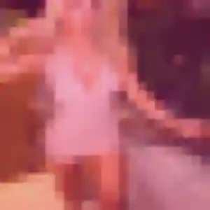Soraya, femme de 34 ans cherche plan cul à Coteaux-sur-Loire