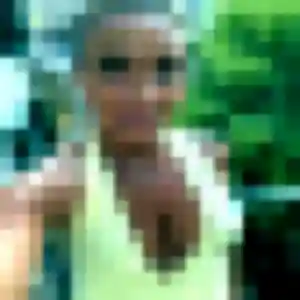 plan cul à Coullons : profil de Celeste, 30 ans - accès libre