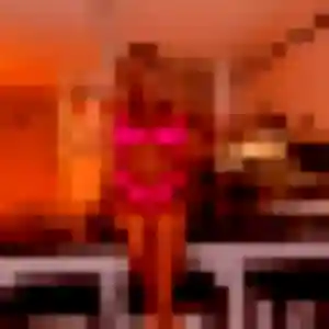 Viviane, femme de 33 ans cherche plan cul à Courbouzon