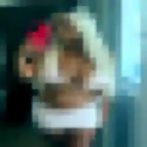Elya, 35 ans, cherche un plan cul à Courchelettes