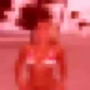 Salome, 26 ans, dispo pour plan cul à Courchevel