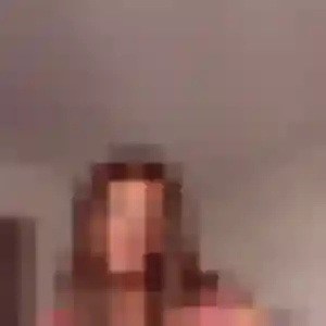 Elia, fille de 34 ans cherche plan cul à Courçon