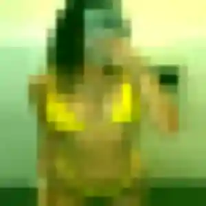 Naila, 37 ans, cherche un plan cul à Cours-les-Barres