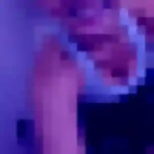 Giulia, 39 ans, connectée à Couze-et-Saint-Front pour une rencontre coquine