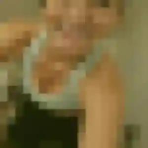Giulia, 22 ans, dispo pour plan cul à Craponne-sur-Arzon