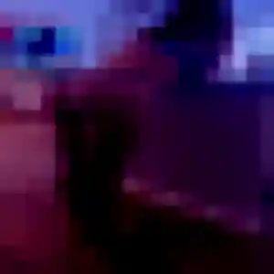 Flore (28 ans) à Cugny attend un plan cul aujourd'hui