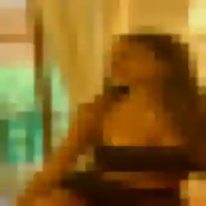 Alix, 34 ans, connectée à Cuillé pour un plan cul