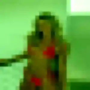 Stella (19 ans) à Cuiseaux propose un plan cul maintenant