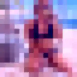 Maelys, 21 ans, en ligne à Cuts pour une rencontre coquine