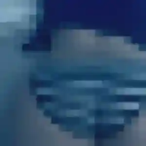 Belle Yael, 22 ans à Cuts - voir sa photo