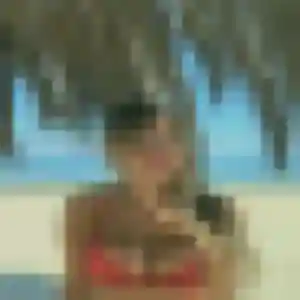 Capucine, 21 ans, en ligne à Dalou pour une rencontre coquine