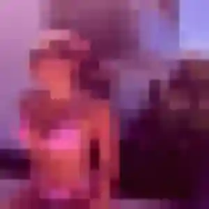 Rejoins Elina, 29 ans à Dangé-Saint-Romain en privé