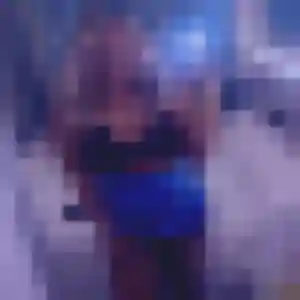 Photo sexy de Flore, 24 ans à Deshaies - plan discret