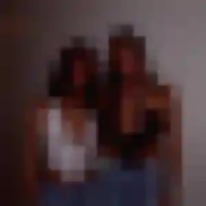 Flore, 23 ans, dispo pour plan cul à Deux Rivières