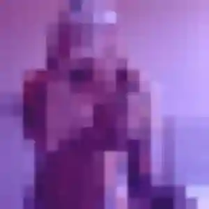 Charmante Lina, 32 ans à Divonne-les-Bains - voir sa photo