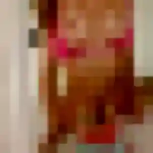 Charmante Charlene, 27 ans à Domblans - la contacter