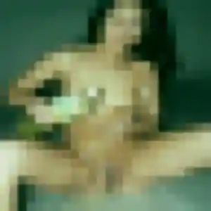 Photo perso de Naya, 21 ans à Domfront-en-Champagne - rencontre coquine