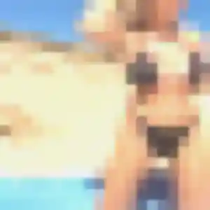 Feriel, 22 ans, connectée à Domfront en Poiraie pour une rencontre coquine