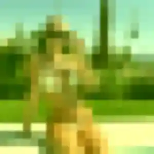 Albane, 21 ans, connectée à Ebblinghem pour un plan cul