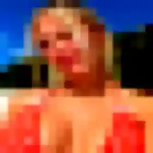 Elina (37 ans) à Écully propose un plan cul ce soir