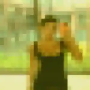 Jolie Lilou, 19 ans à Écully - voir sa photo