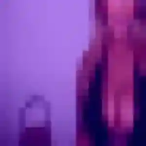 Photo de Manelle à Elbeuf (20 ans) - plan cul sans inscription