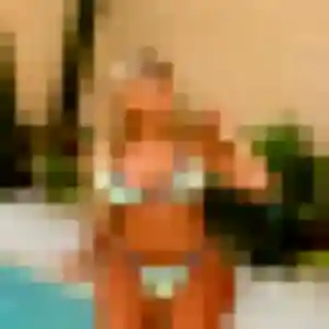 plan cul à Életot : photo de Elya, 24 ans - inscription gratuite