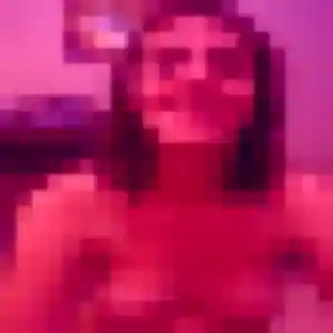 plan cul à Entrammes : profil de Elia, 29 ans - sans engagement